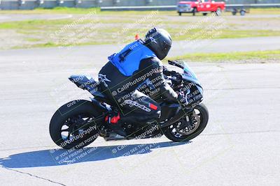 media/Jan-20-2023-Fastrack Riders (Fri) [[f2ad32aba3]]/Level 1/session 3 turn 9/
